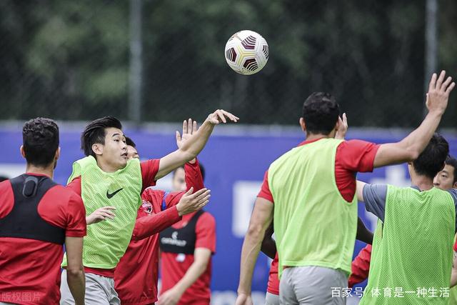 都灵客场3-0击败帕尔马 结束连败迎来保级曙光